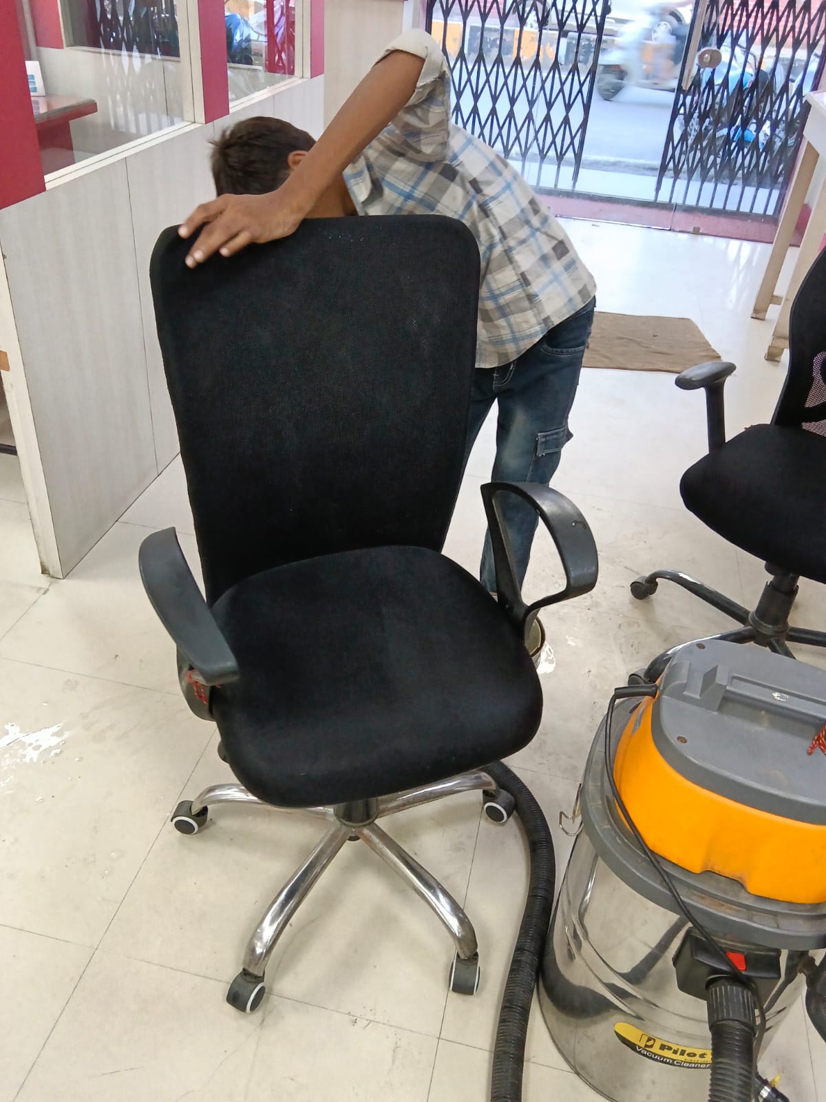 Professional Mattress Sanitization - Call +91-7500778190