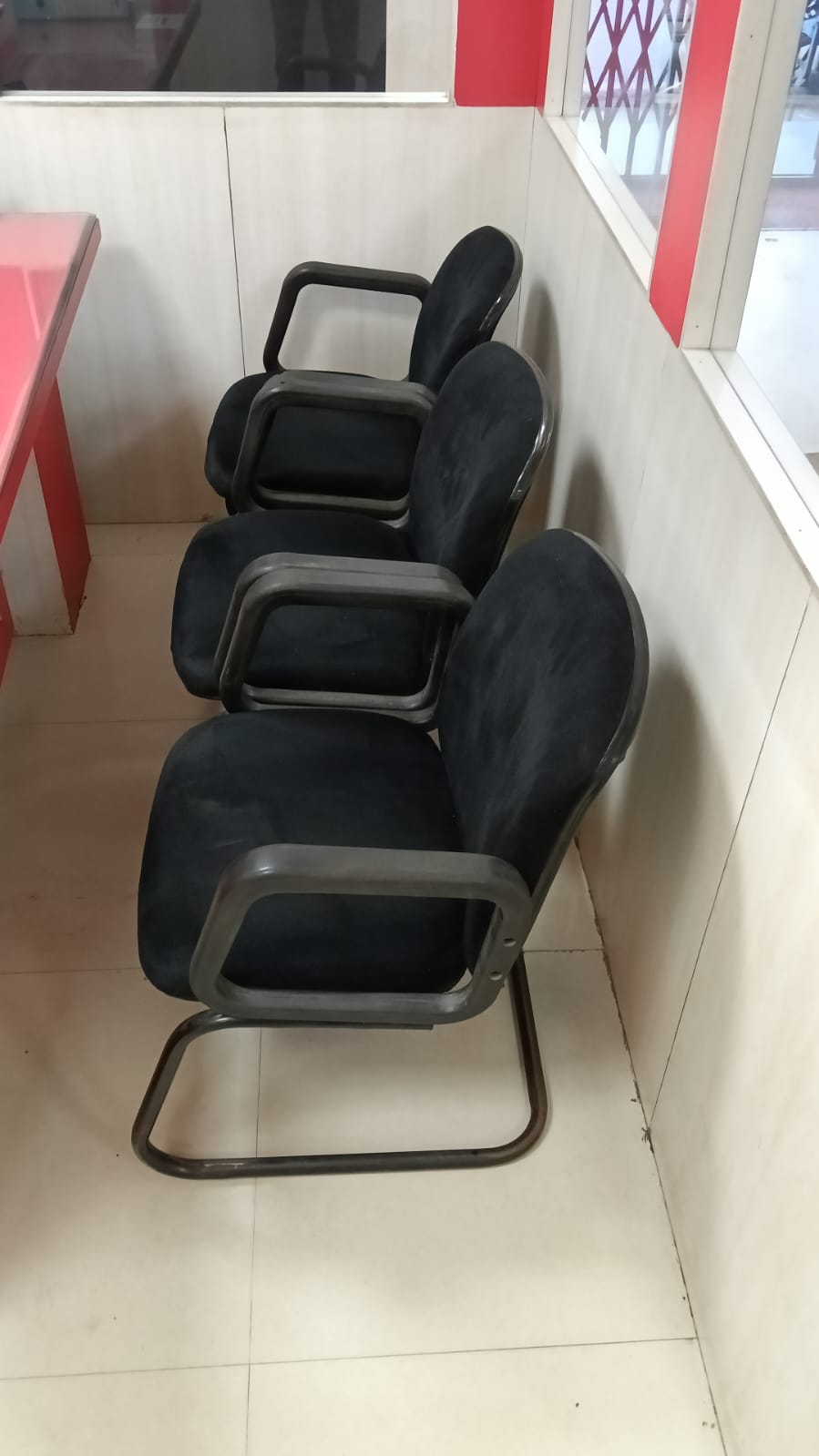 Office Chair and Cushion Cleaning Saharanpur - Call +91-7500778190