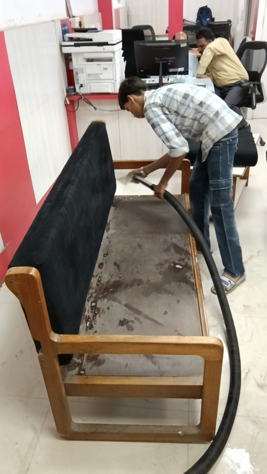 Office Chair and Cushion Cleaning Saharanpur - Call +91-7500778190